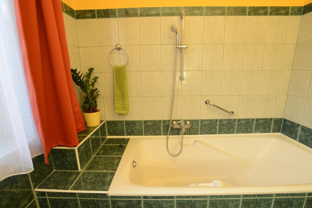 Nexus Vendeghaz Szeged Aparthotel ห้อง รูปภาพ