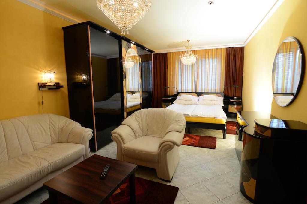 Nexus Vendeghaz Szeged Aparthotel ห้อง รูปภาพ